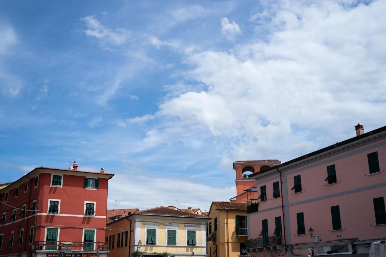 D.I Dream Apartment Sarzana Luaran gambar