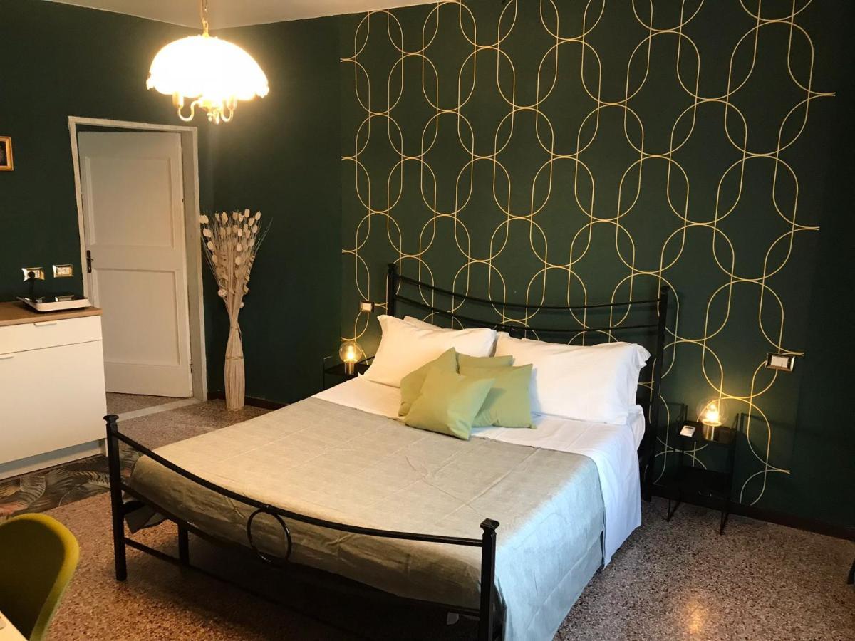 D.I Dream Apartment Sarzana Luaran gambar